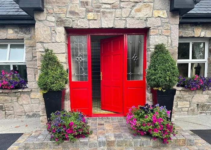 Private With Private Entrance. Apartman